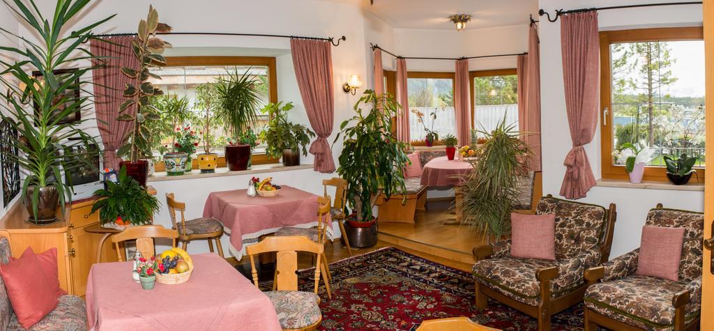 Kreuzhof Seefeld Seefeld in Tirol Exterior photo